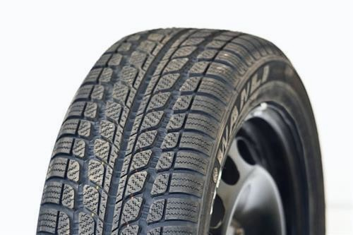 Wanli S1083 215/65 R15 96H